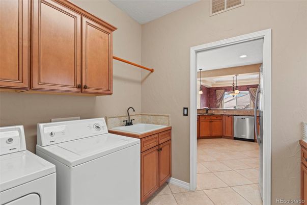 Interior, Recessed Lighting, Washer