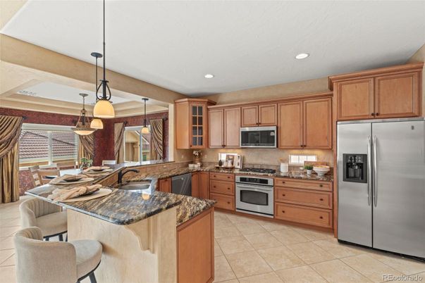 Interior, Kitchen, Pendant Lights, Recessed Lighting, Stainless Steel Appliances