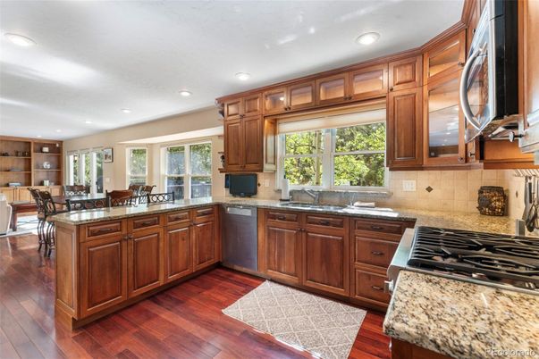 Dining room, Interior, Kitchen, Recessed Lighting, Wood Texture Flooring