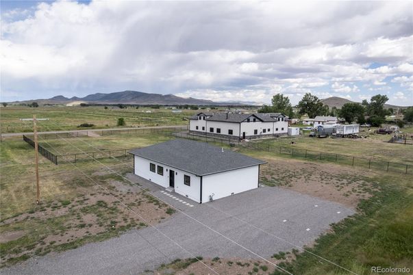 Backyard, Detached Garage, Exterior