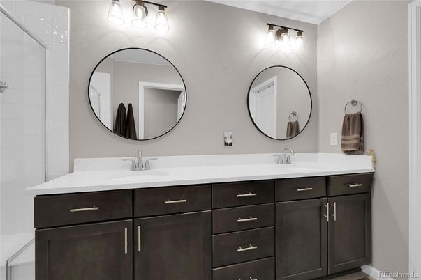 Bathroom, Dual Sink Vanities, Interior
