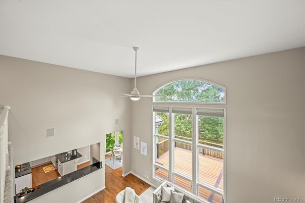 Interior, Pendant Lights, Wood Texture Flooring