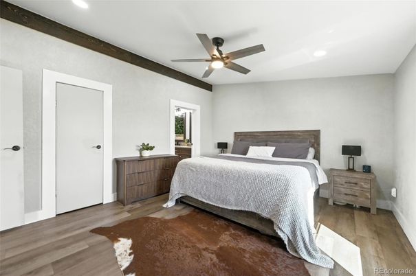 Bedroom, Interior, Recessed Lighting, Wood Texture Flooring