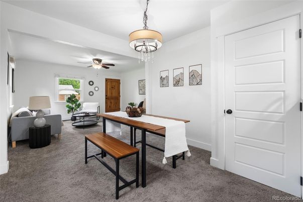 Chandelier, Dining room, Interior, Living room