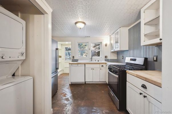 Interior, Kitchen, Washer