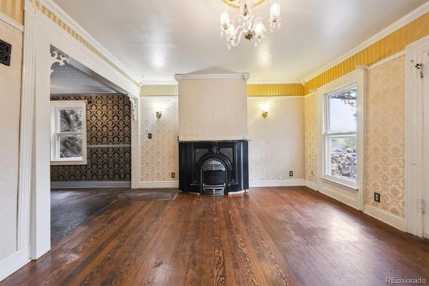 Chandelier, Fireplace, Interior, Wood Texture Flooring