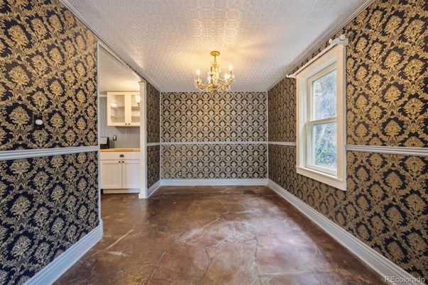 Chandelier, Empty room, Interior