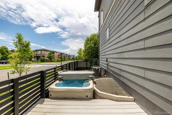 Exterior, Hot Tub