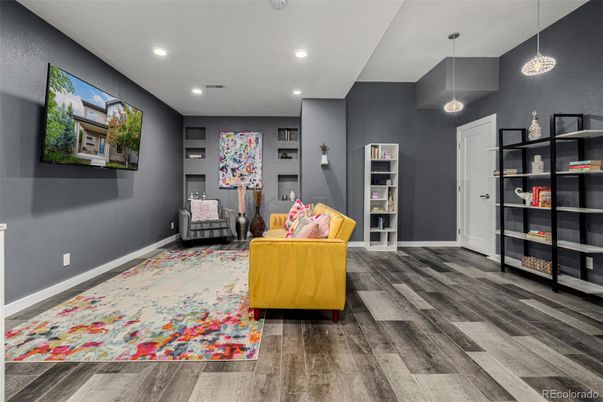 Interior, Pendant Lights, Recessed Lighting, Wood Texture Flooring