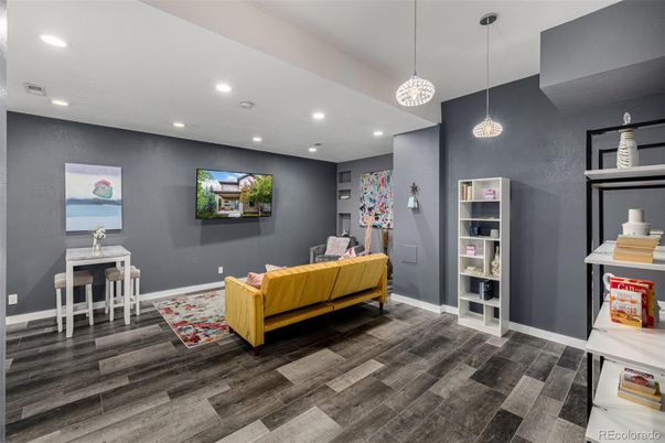 Interior, Pendant Lights, Recessed Lighting, Wood Texture Flooring