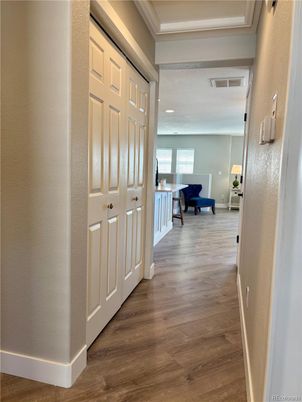 Interior, Recessed Lighting, Wood Texture Flooring