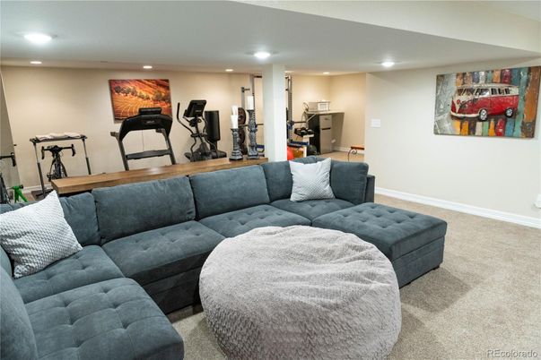 Fitness Equipment, Interior, Living room, Recessed Lighting