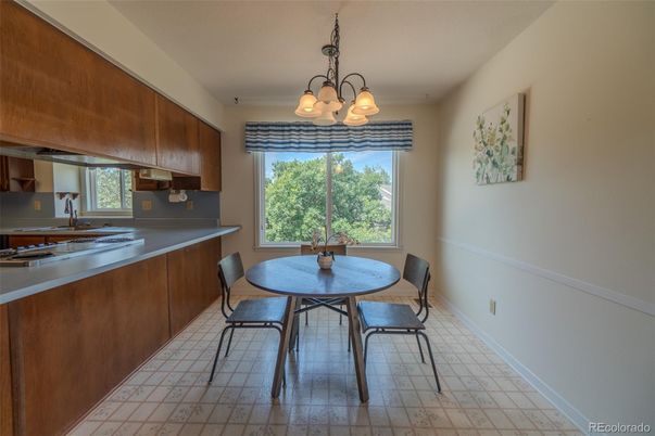 Chandelier, Dining room, Interior, Kitchen