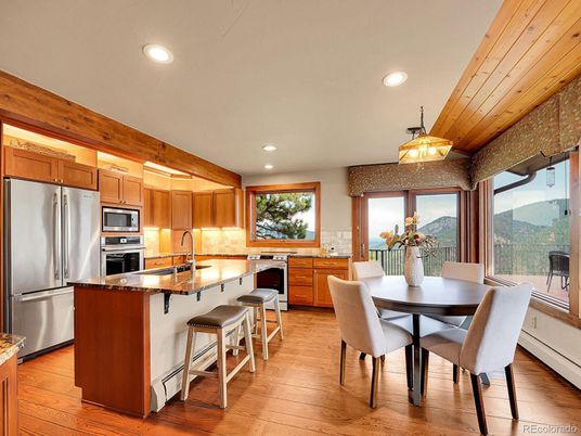 Dining room, Interior, Kitchen, Recessed Lighting, Stainless Steel Appliances, Wooden Ceilings, Wood Texture Flooring