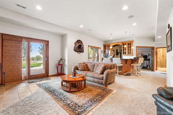 Interior, Living room, Pendant Lights, Recessed Lighting