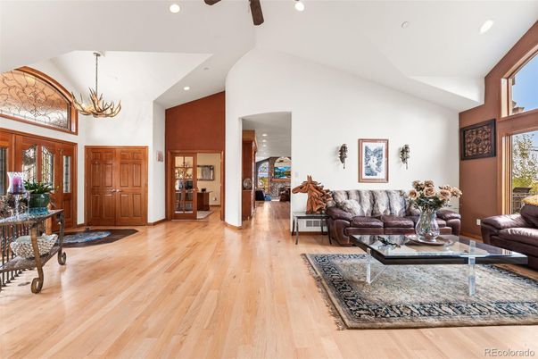Chandelier, Interior, Living room, Recessed Lighting, Wood Texture Flooring