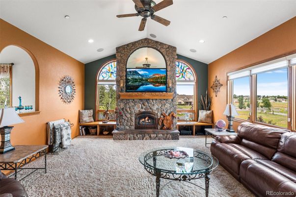 Fireplace, Interior, Living room, Recessed Lighting