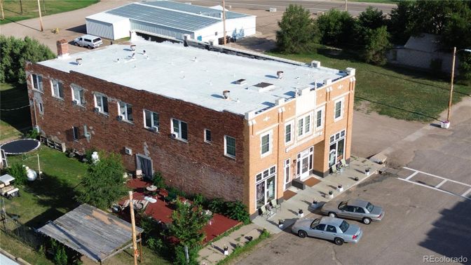 Exterior, Drone