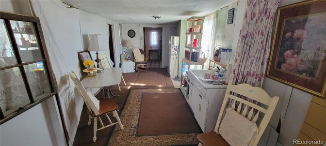 Dining room, Interior