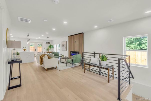 Interior, Living room, Pendant Lights, Recessed Lighting, Wood Texture Flooring