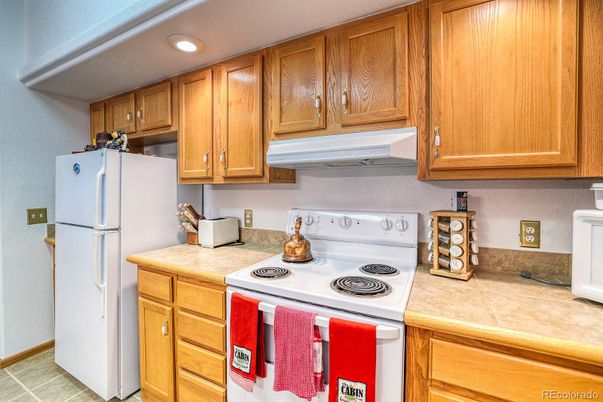 Interior, Kitchen, Recessed Lighting, Tile Countertops