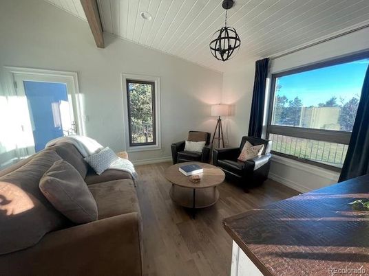 Interior, Living room, Pendant Lights, Wood Texture Flooring