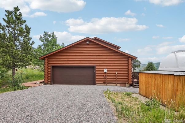 Detached Garage, Exterior