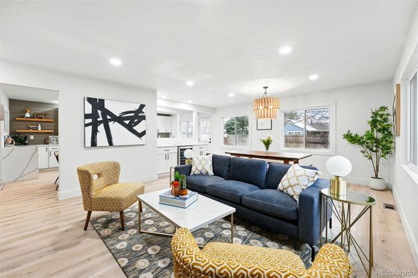 Chandelier, Dining room, Interior, Living room, Recessed Lighting, Wood Texture Flooring