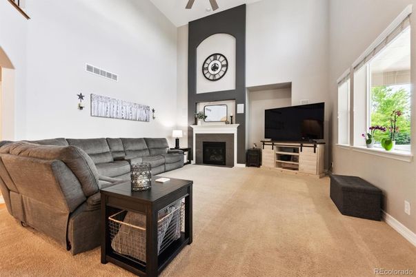 Fireplace, Interior, Living room