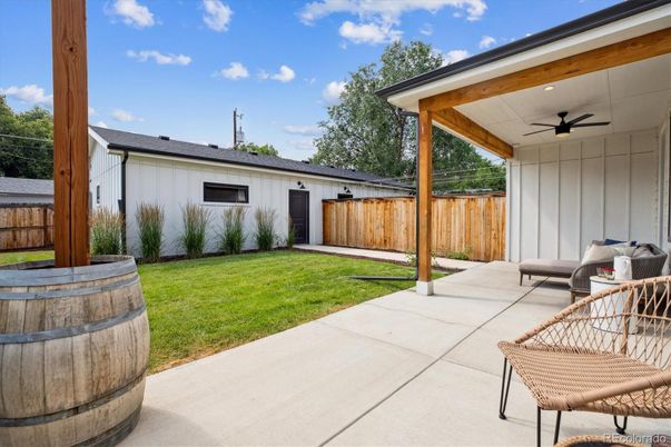 Backyard, Exterior