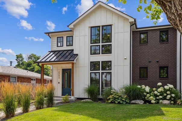 Exterior, Facade, Brick Facade, Farmhouse