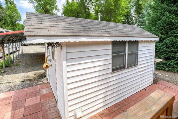 Detached Garage, Exterior