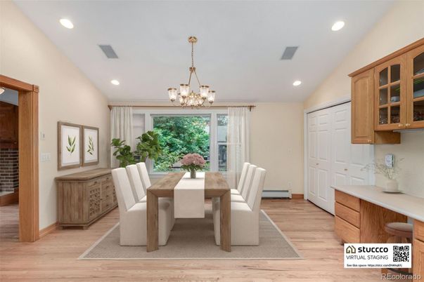Chandelier, Dining room, Interior, Recessed Lighting, Wood Texture Flooring