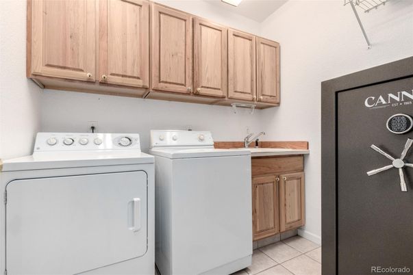 Interior, Washer