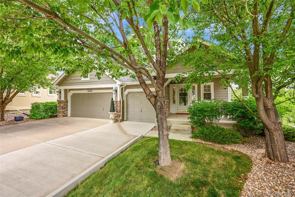 Attached, Exterior, Facade, Ranch