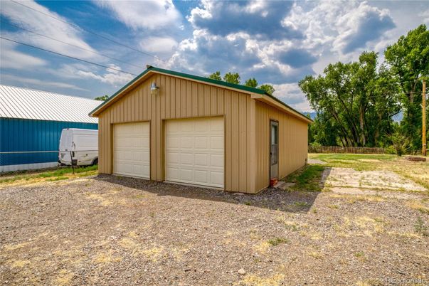 Backyard, Detached Garage, Exterior