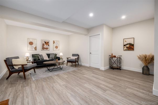 Interior, Living room, Recessed Lighting, Wood Texture Flooring