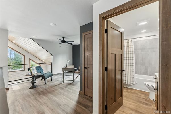 Bathroom, Interior, Recessed Lighting, Wood Texture Flooring