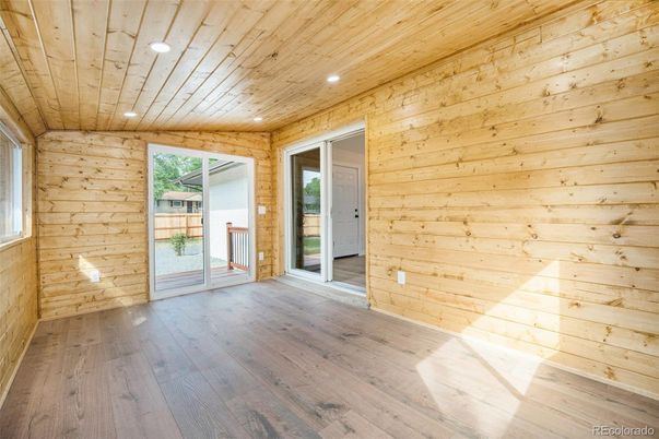 Empty room, Interior, Recessed Lighting, Wooden Ceilings, Wood Texture Flooring, Wooden Walls
