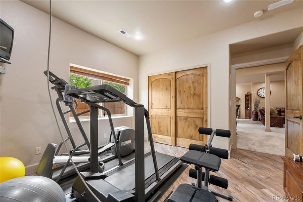 Fitness Equipment, Interior, Recessed Lighting, Wood Texture Flooring