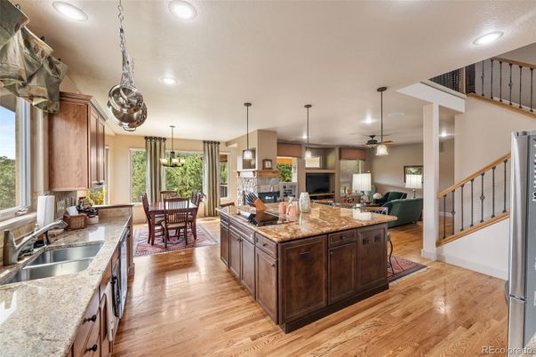 Dining room, Interior, Kitchen, Pendant Lights, Recessed Lighting, Wood Texture Flooring