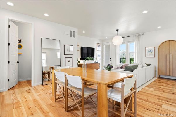 Dining room, Interior, Living room, Pendant Lights, Recessed Lighting, Wood Texture Flooring