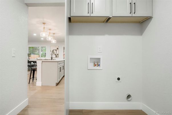 Interior, Kitchen, Pendant Lights, Wood Texture Flooring