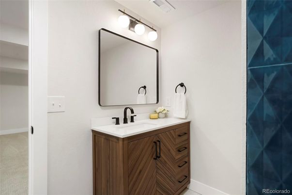 Bathroom, Dual Sink Vanities, Interior