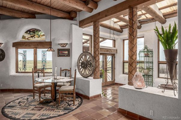 Dining room, Interior, Pendant Lights, Wooden Beams, Wooden Ceilings
