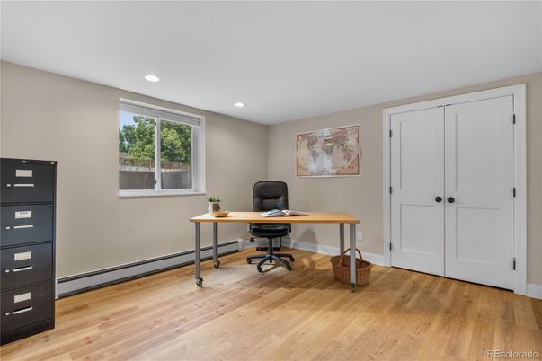 Home Office, Interior, Recessed Lighting, Wood Texture Flooring