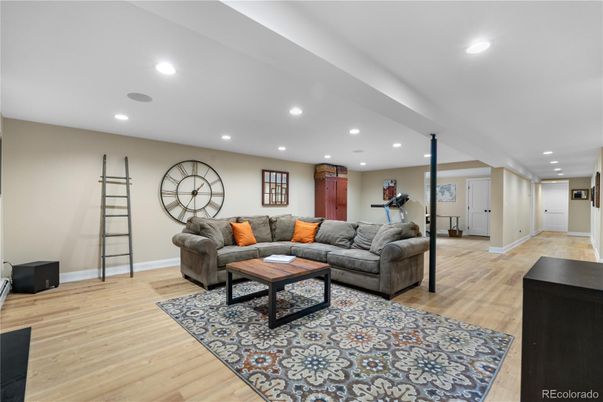 Interior, Living room, Recessed Lighting, Wood Texture Flooring