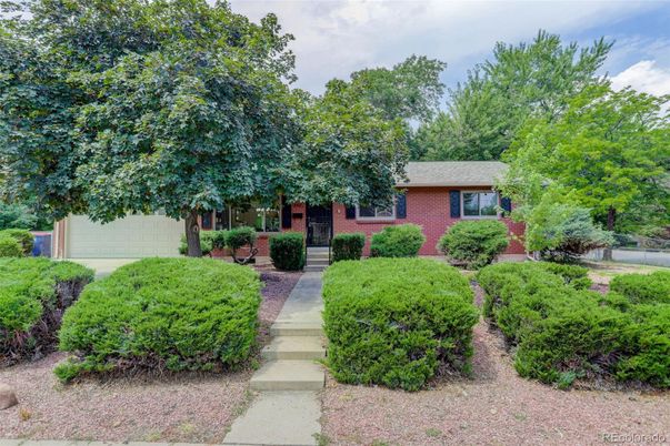 Attached, Exterior, Facade, Brick Facade, Ranch