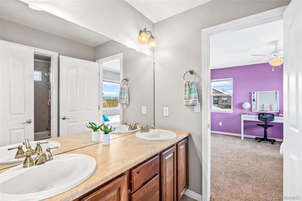 Bathroom, Dual Sink Vanities, Interior