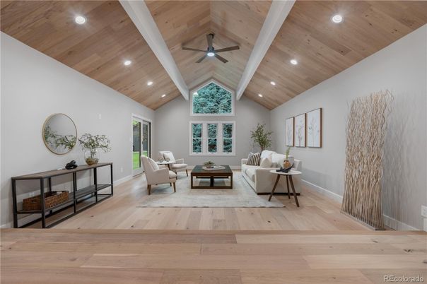 Interior, Living room, Recessed Lighting, Wooden Ceilings, Wood Texture Flooring